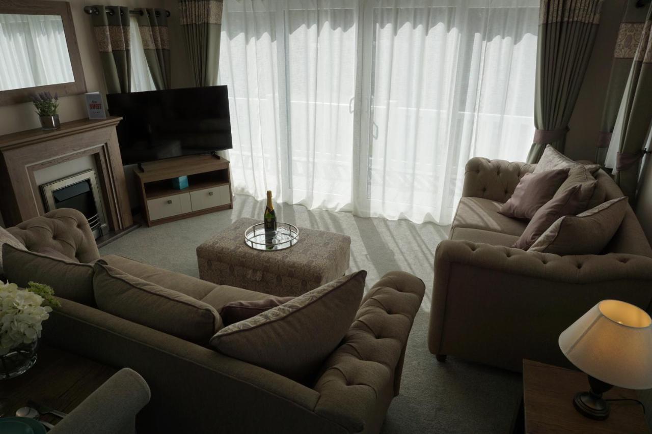 Dotty'S Retreat Villa มิลฟอร์ดออนซี ภายนอก รูปภาพ